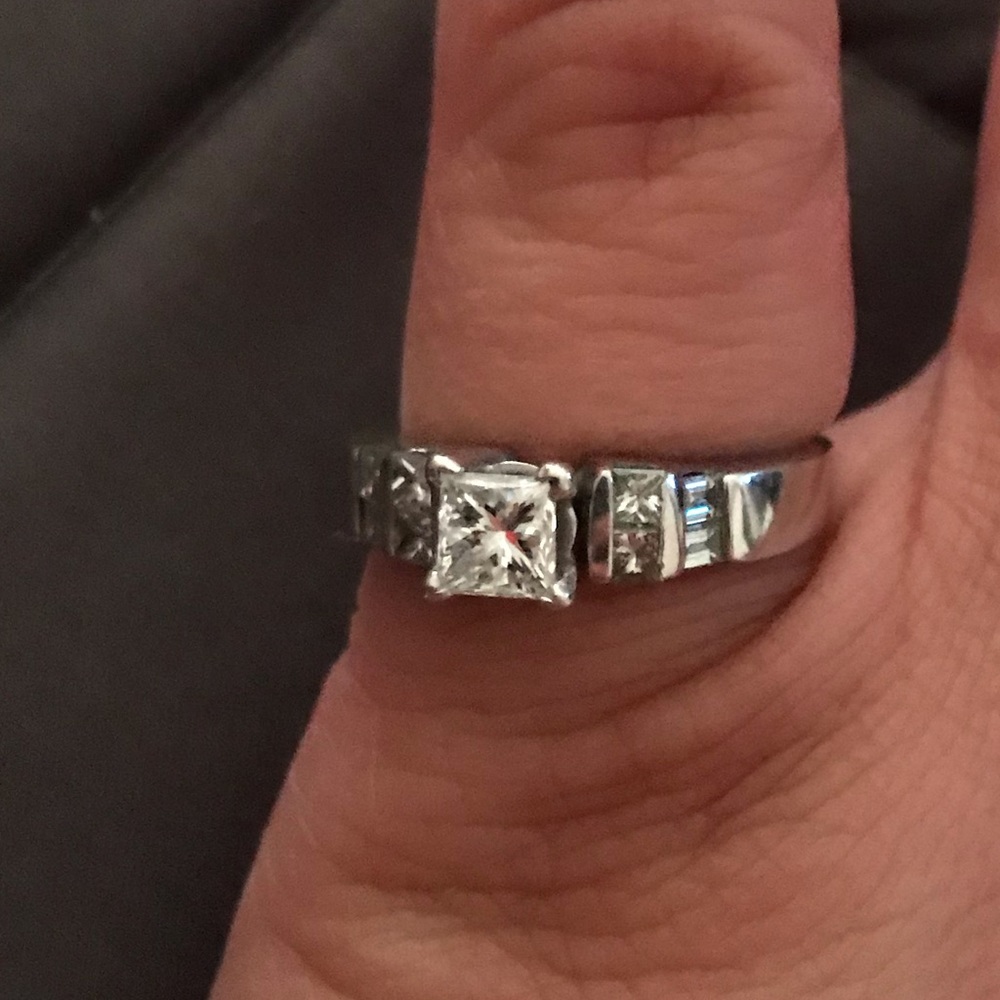 Diamond rings - Picture 7 of 8